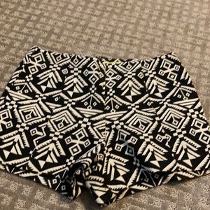 Gianni Bini shorts size S